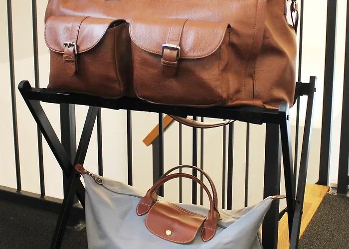 דירה Karl Oppermann Mit Einzelgarage ורניגרוד