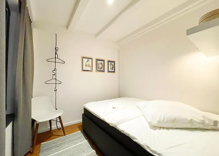 Karl Oppermann Mit Einzelgarage דירה ורניגרוד